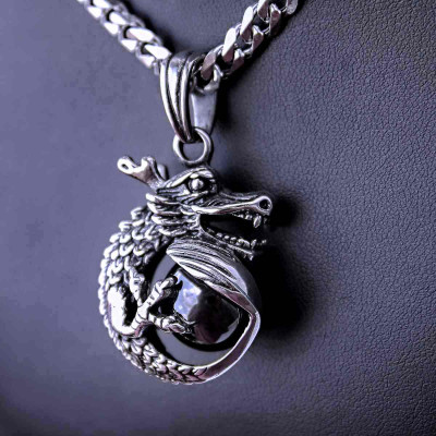 Ocelový Přívěsek - Drak s Černou koulí / Dragon & Black Ball (018)